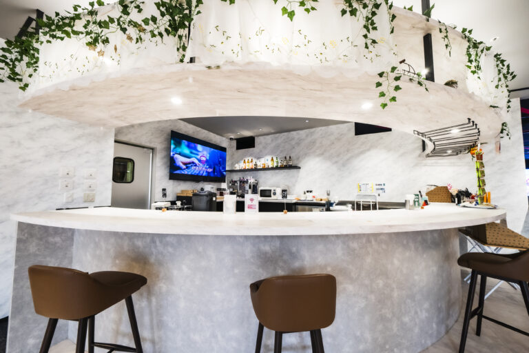 バーカウンター１