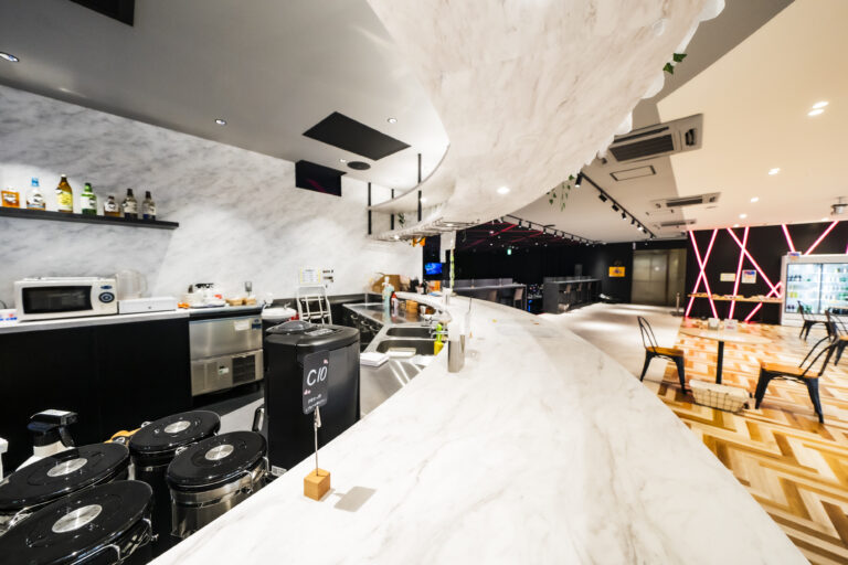 バーカウンター２